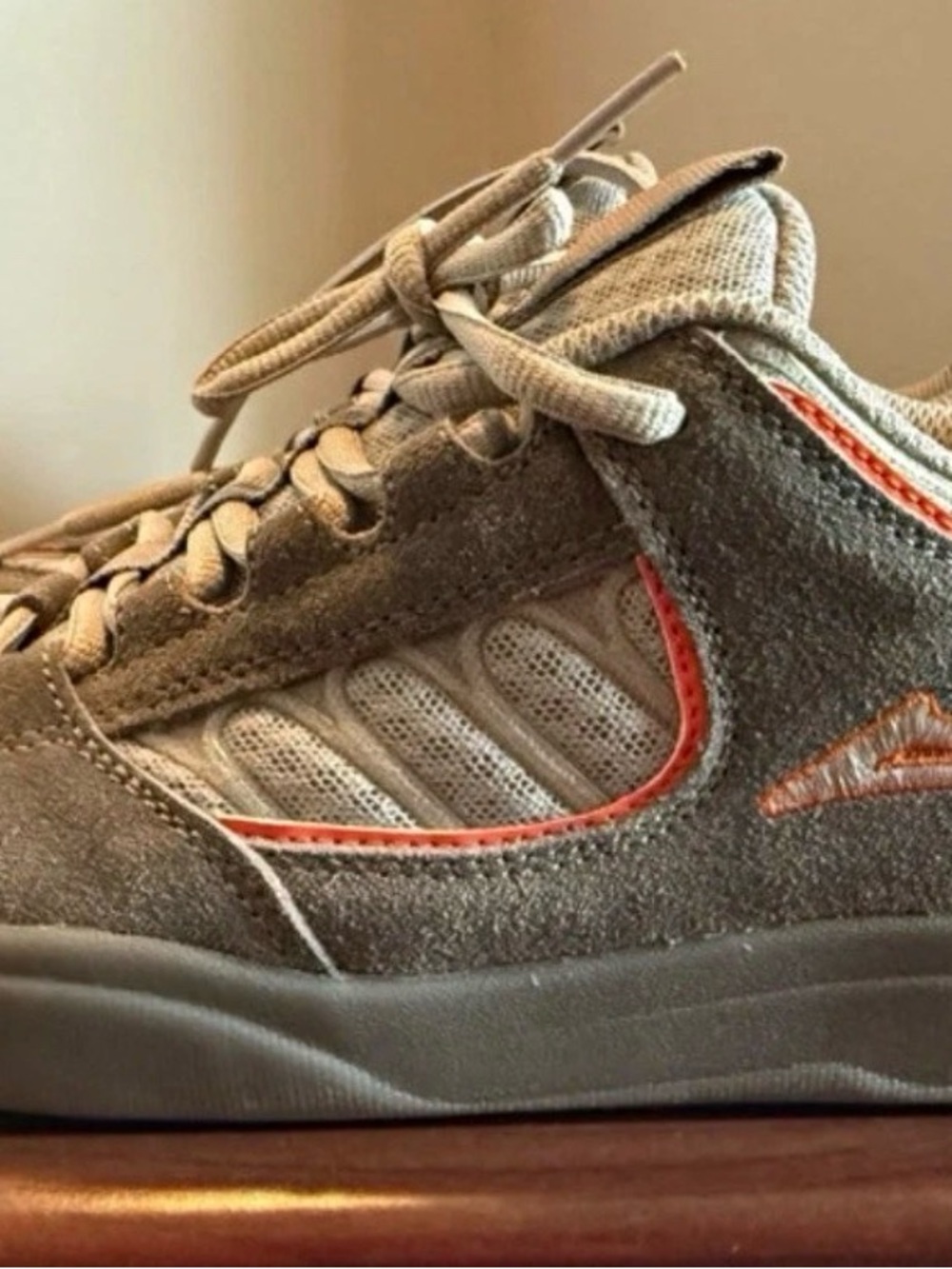 Men's Lakai skate shoes